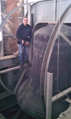 Jerry adding mic in Carillon
