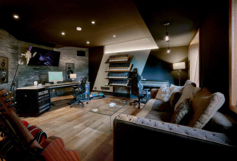 James-Arthur-studio-_DSC1324_HDR-1-a